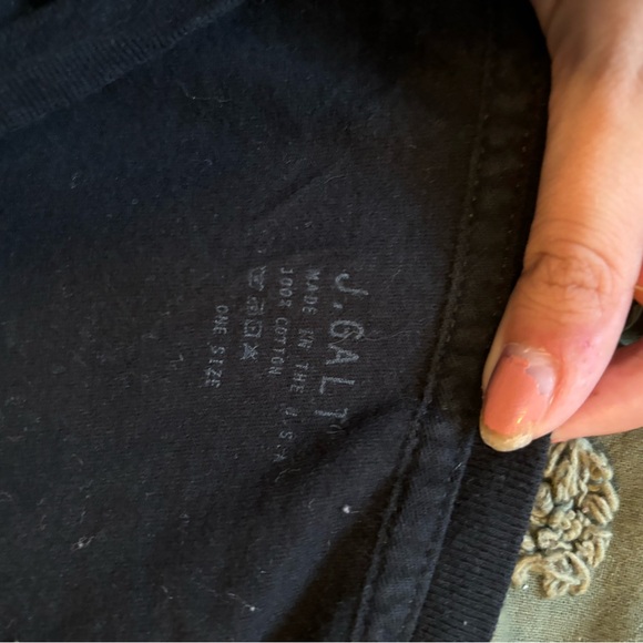 Brandy Melville Longsleeve - Picture 2 of 2